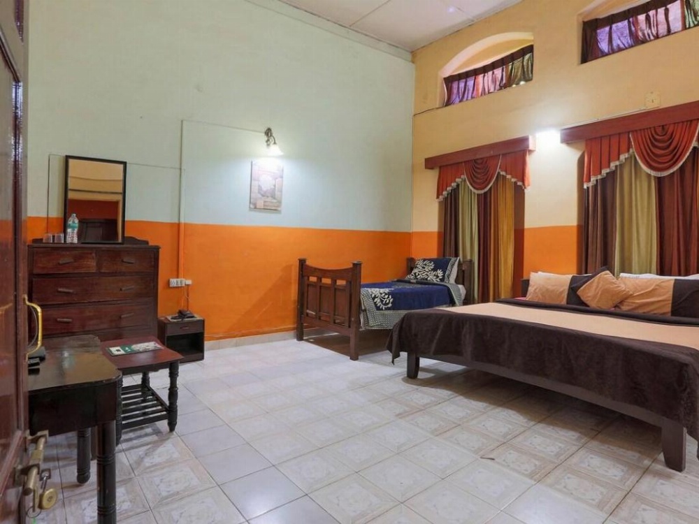 Room image 4